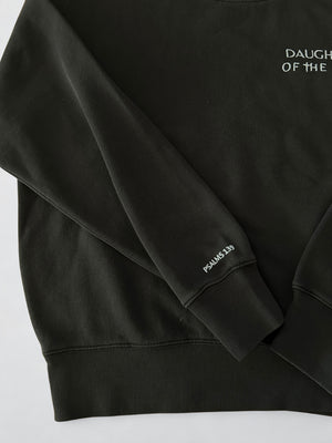 Daughter of the King Women's Crewneck